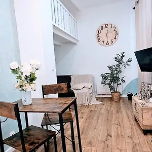 Charme Parfume 4 Couchages Clim Appartement